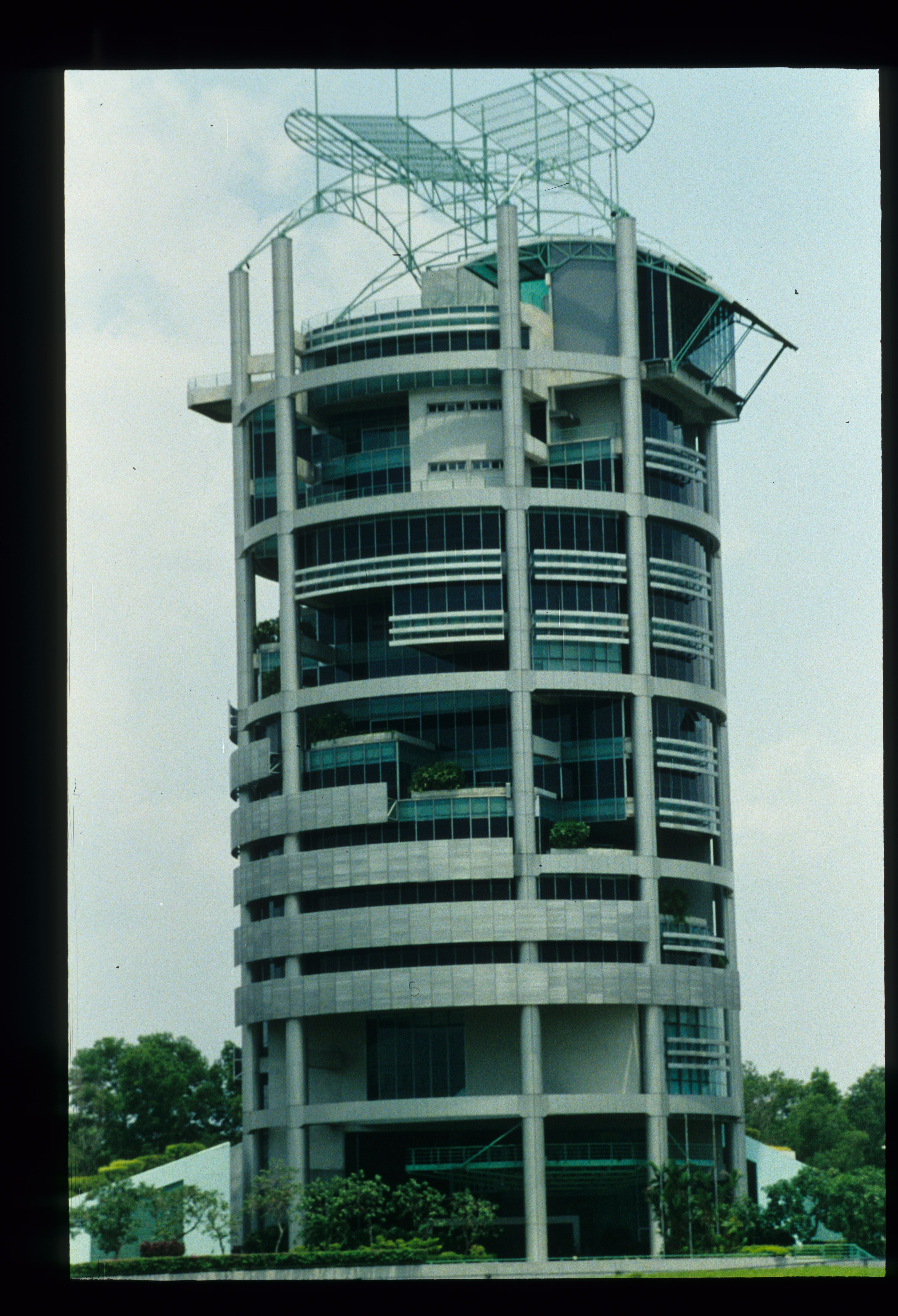 空調を使わないビル  エコ・オフィス