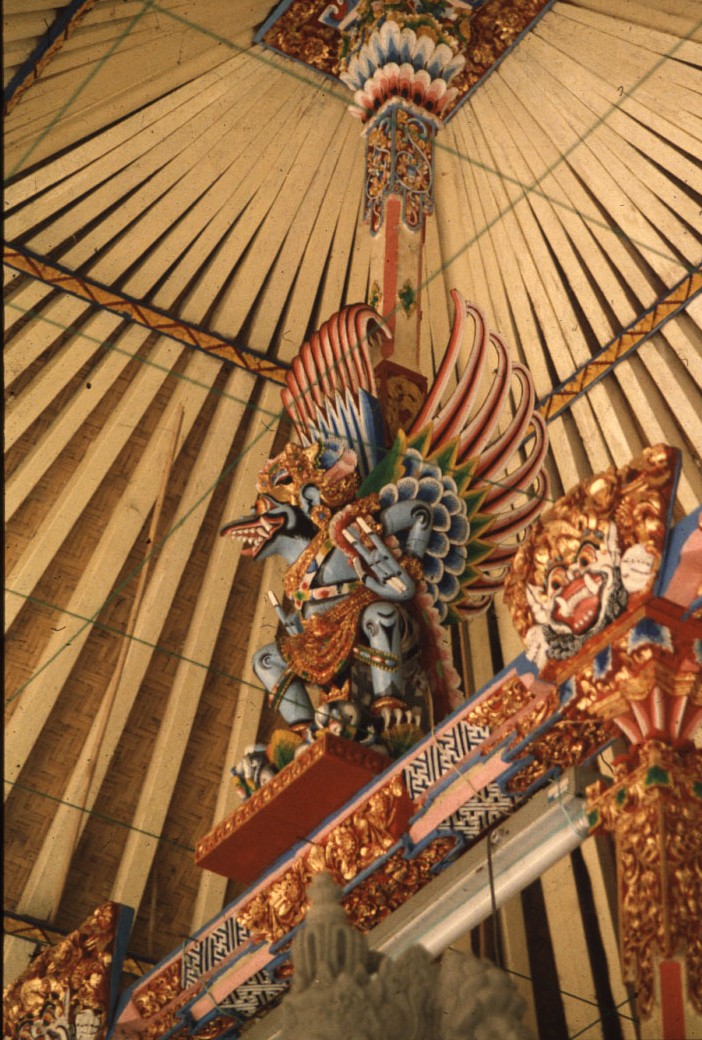 世界建築図鑑⑧　Bali島の住居集落