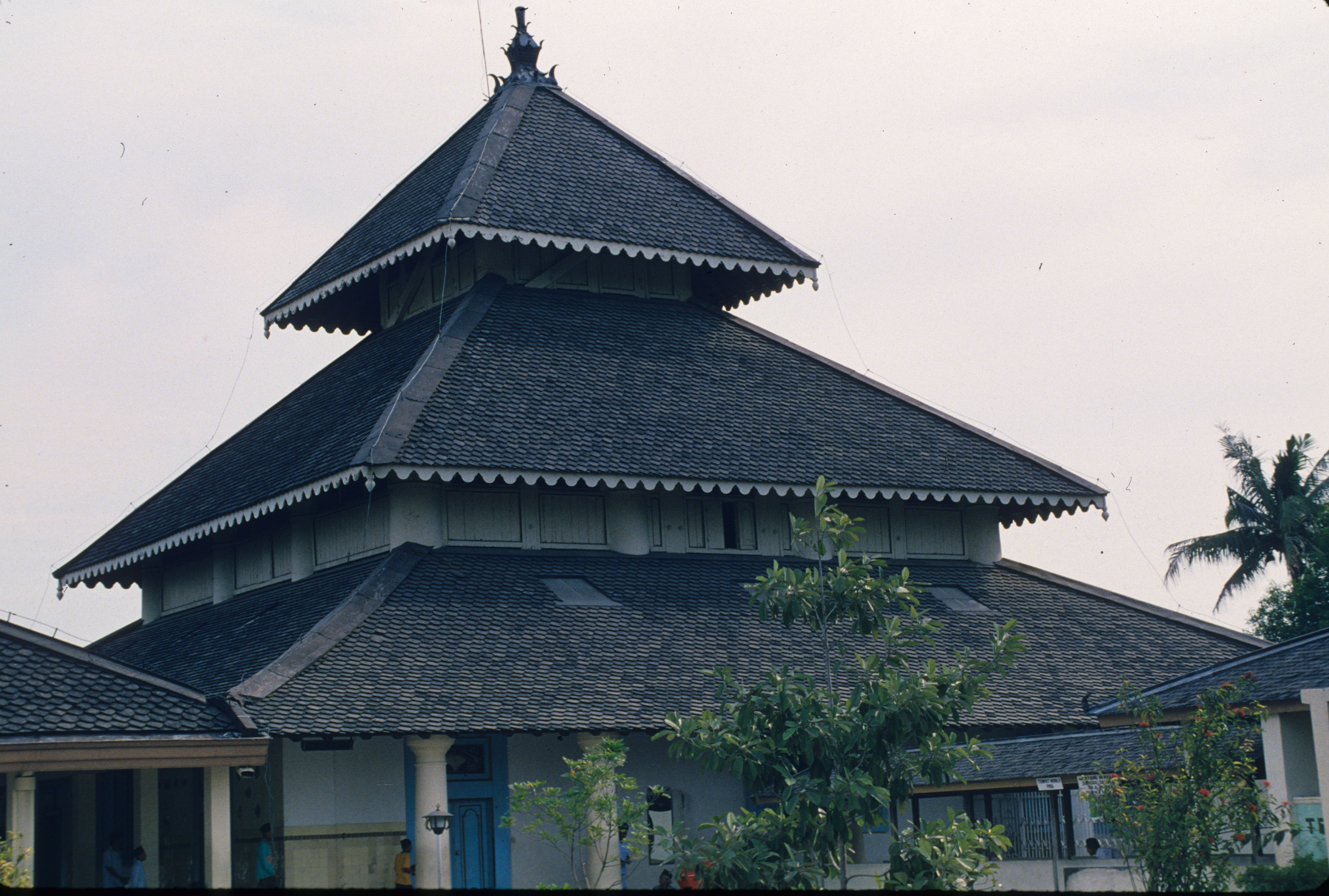 四本柱のモスク