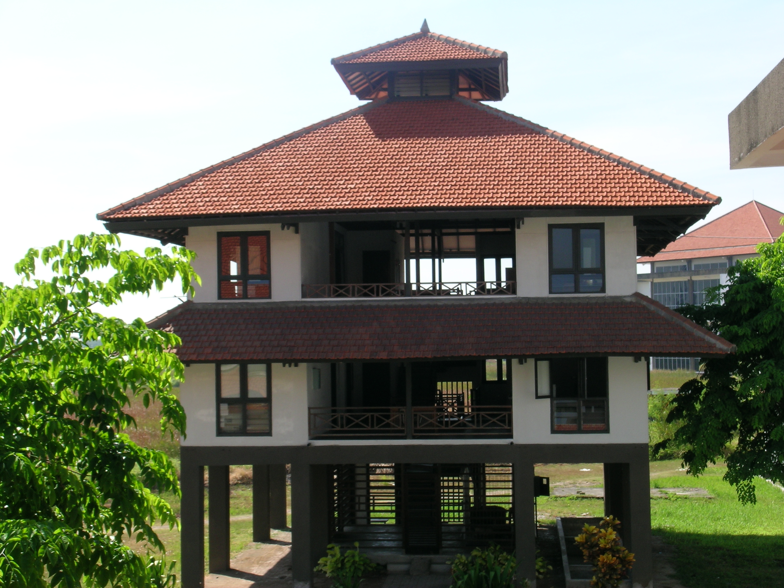 Evaluation of Surabaya Ecoーhouse Project (Passive Solar System in Indonesia) and the Future Program of the Sustainable Design in the Humid Tropics